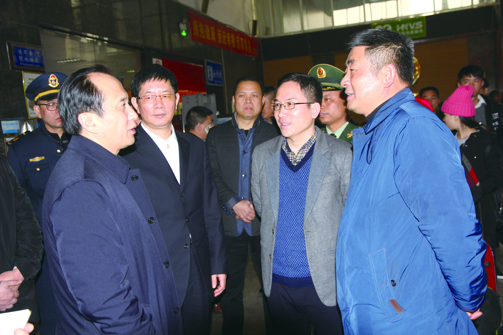 2月8日，副省長、省公安廳廳長許顯輝來我司督導安全生產(chǎn)工作